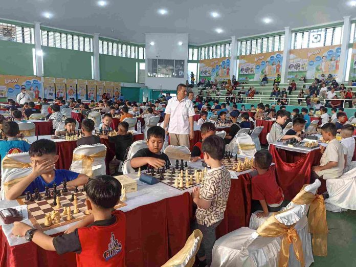 Percasi Surabaya 与 Igrow 合作举办 U-12 学生国际象棋锦标赛